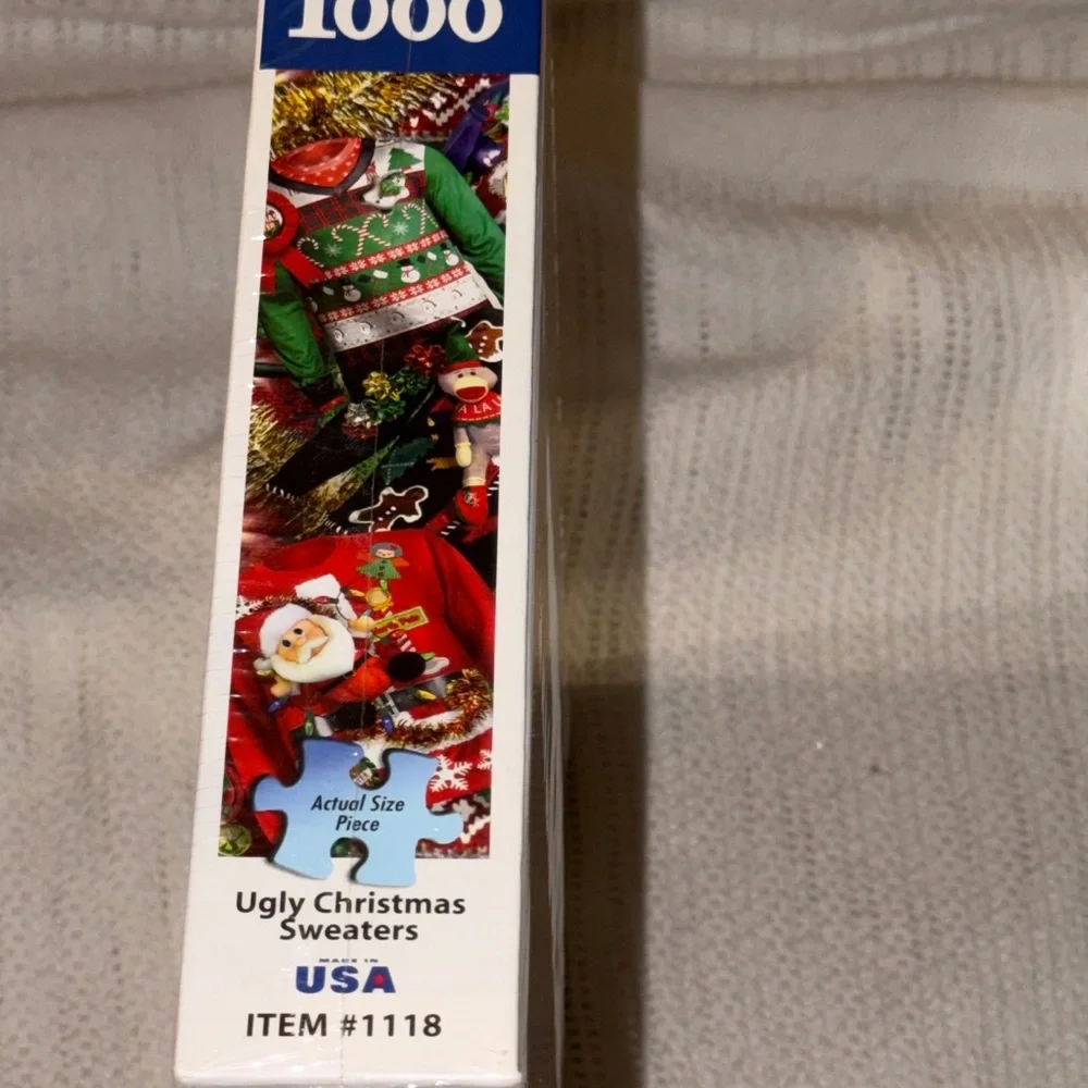 White‎ Mountain Festive Sweaters Puzzle